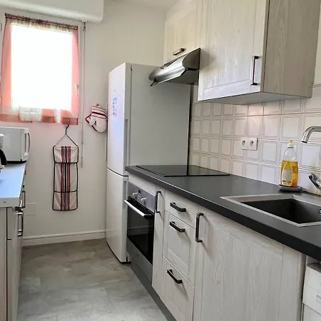2 Pers. Rdc A Avec Internet Et Animaux Admis - Fr-1-495-62 * Cambo-les-Bains